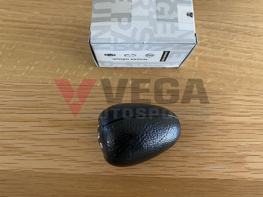 5 Speed Shift Knob to suit Nissan 240Z / 260Z / 280Z. DATSUN 1200 - Vega Autosports