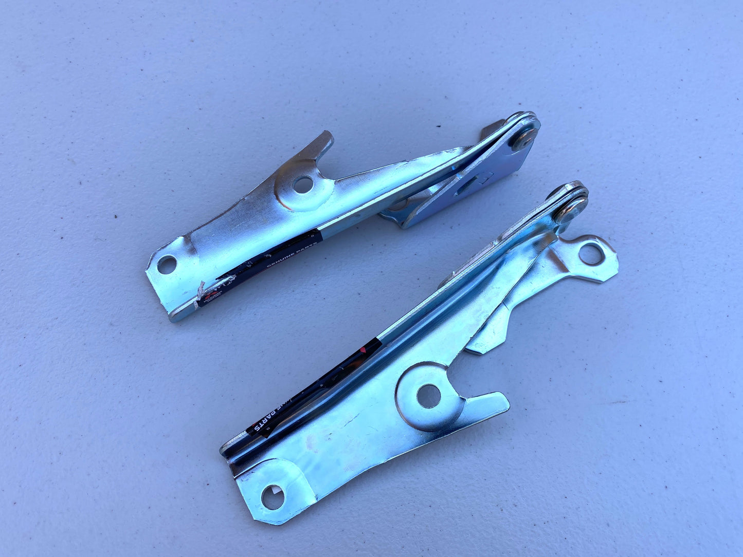 Bonnet Hinge Set RHS/LHS to suit Mitsubishi Lancer Evolution 5 / 6 / 6.5 TME CP9A - Vega Autosports
