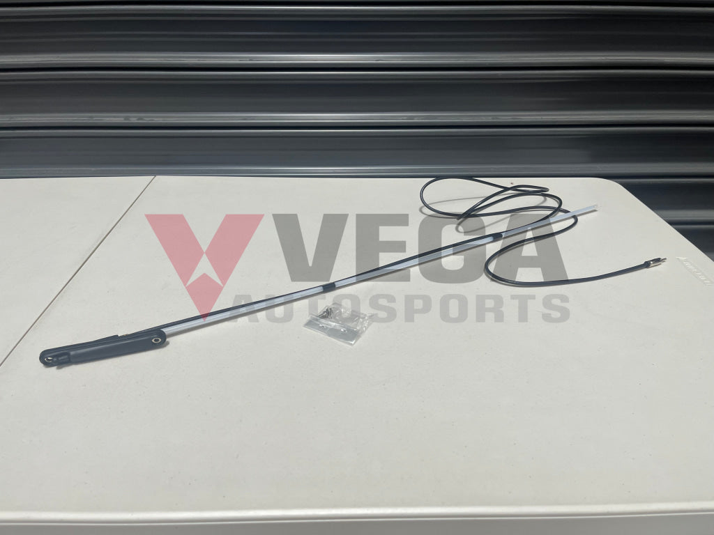 Aerial / Antenna Assembly To Suit Subaru Impreza 92-00 Gc8 Gf8 Gm8 H6312Fa900 Exterior