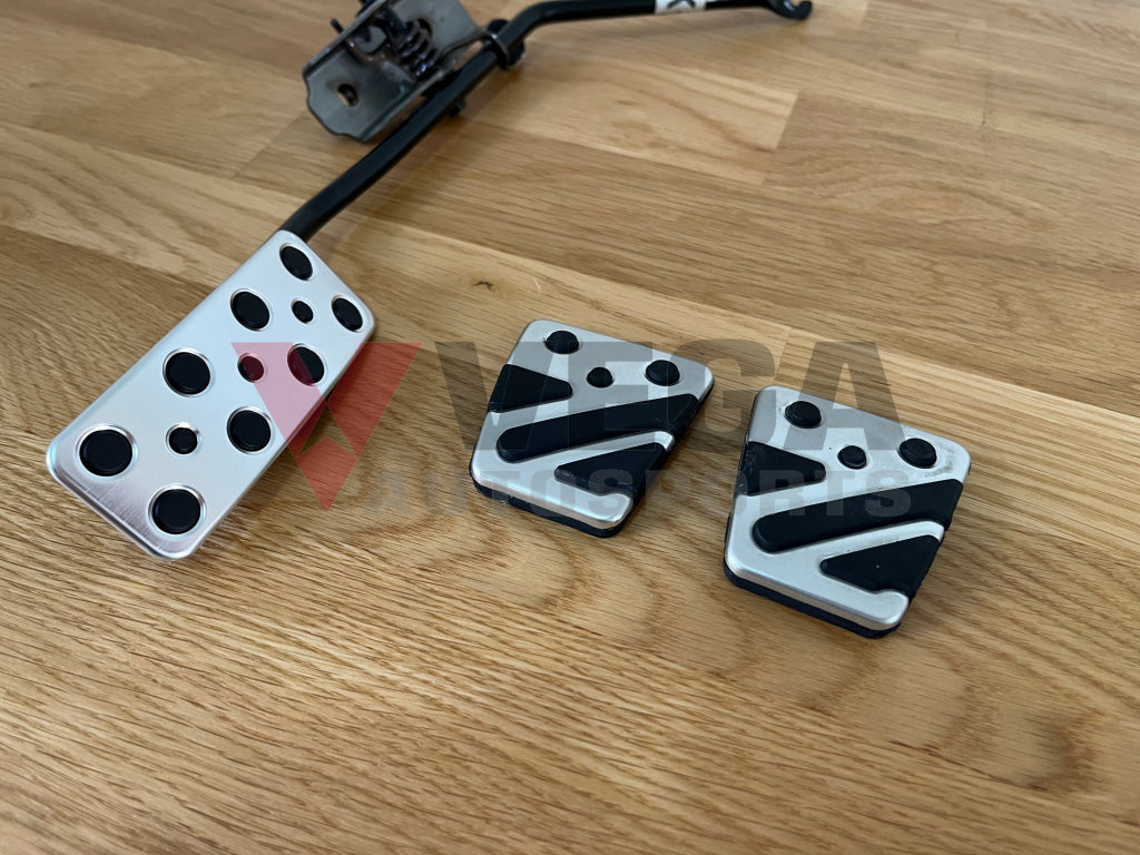 Aluminium Pedal Set (3 Piece) To Suit Mitsubishi Lancer Evolution 8 / 9 Ct9A Engine