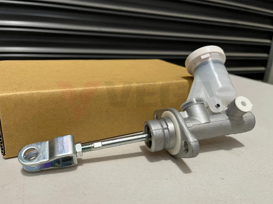 Clutch Master Cylinder Assy To Suit Mitsubishi Lancer Evolution 4 5 6 Cn9A Cp9A Mr244839 Brakes