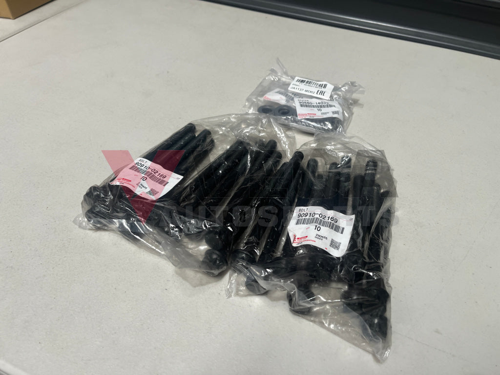 Cylinder Head Stud Set (40 piece) to suit Toyota Landcruiser 70 Series & 200 Series 1VDFTV 90910-02169 / 90560-14033