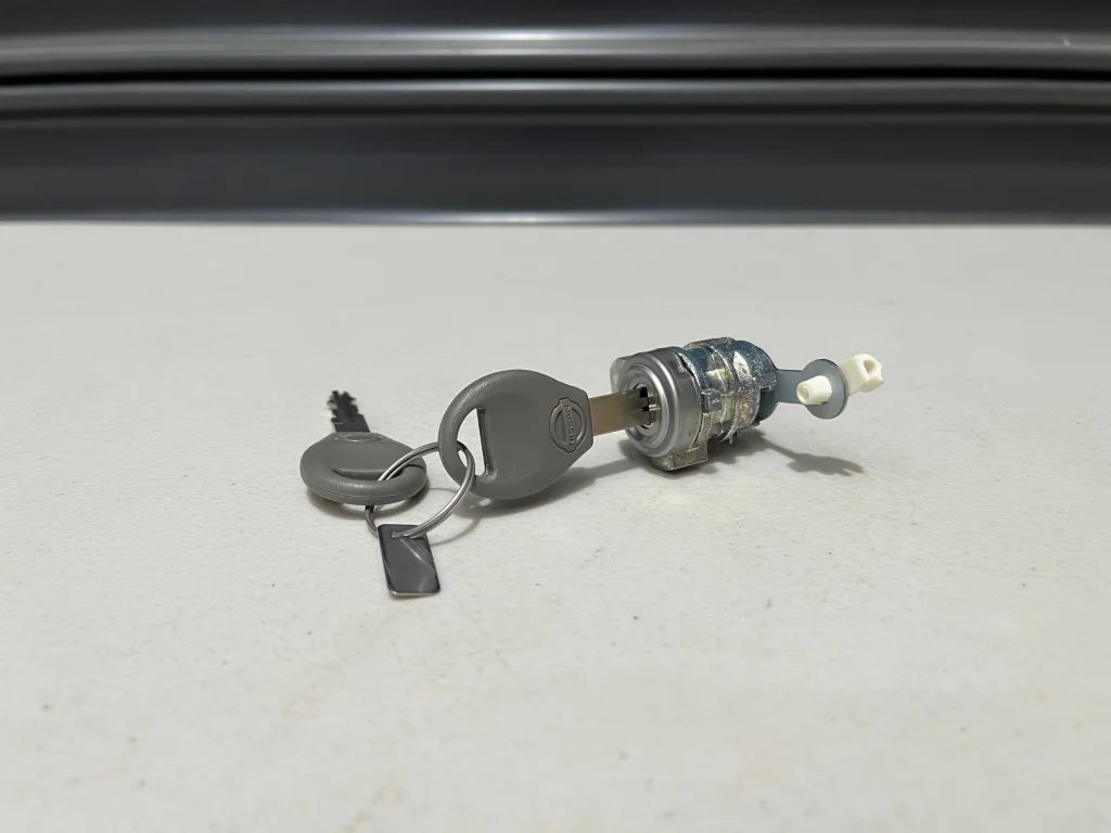 Door Lock (Lhs Passenger) To Suit Nissan Skyline R34 Gtr / Gt-T Gt-V Gt H0601-Aa025 Interior