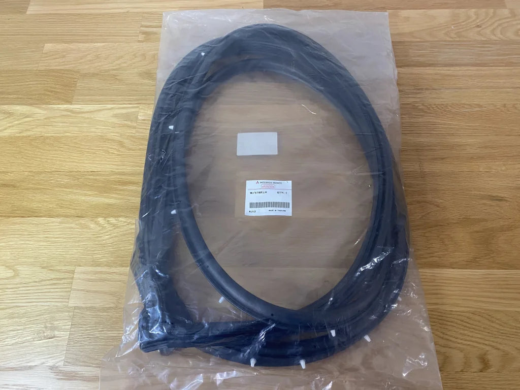 Door Surround Weatherstrip (Front Lhs) To Suit Mitsubishi Lancer Evolution 7 / 8 9 Ct9A Exterior