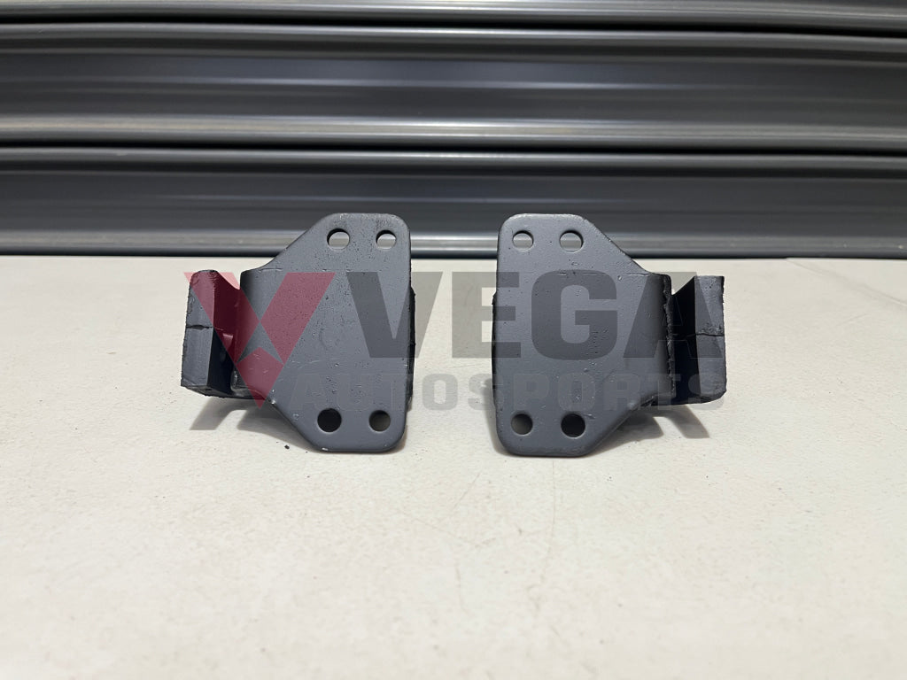Engine Mount Set (2-Piece) To Suit Datsun 510 L16 1968-73 11220-A3500