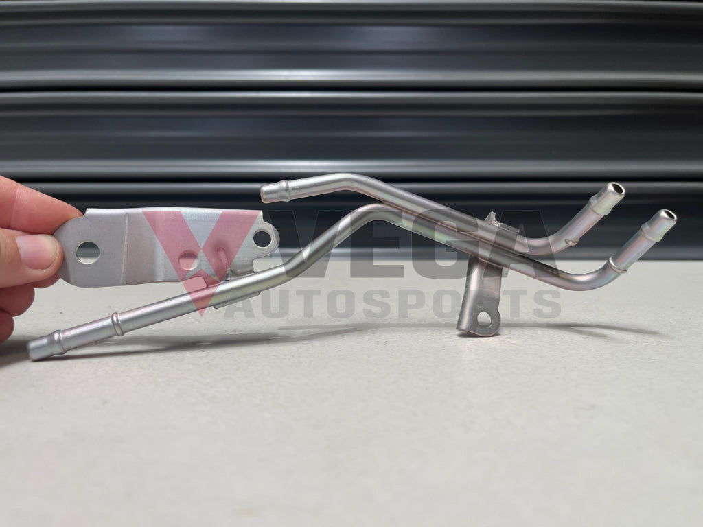 Engine to Fuel Rail Lower Fuel Tube to suit Nissan Skyline R33 / R34 GTR RB26 17521-24U00 Engine