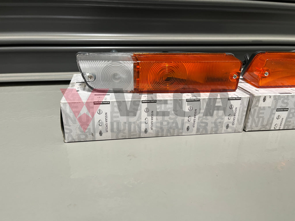 Front Combination Lamp Set RHS / LHS to suit Datsun 1200 Ute USDM / ADM B110 B120 Ute - Vega Autosports