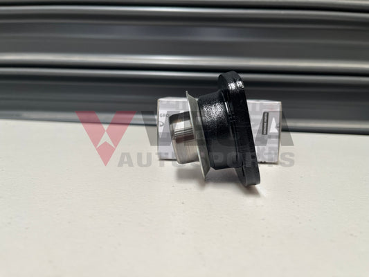 Front Diff Rear Pinon Flange To Suit Nissan Skyline R32 / R33 R34 Gtr Differential