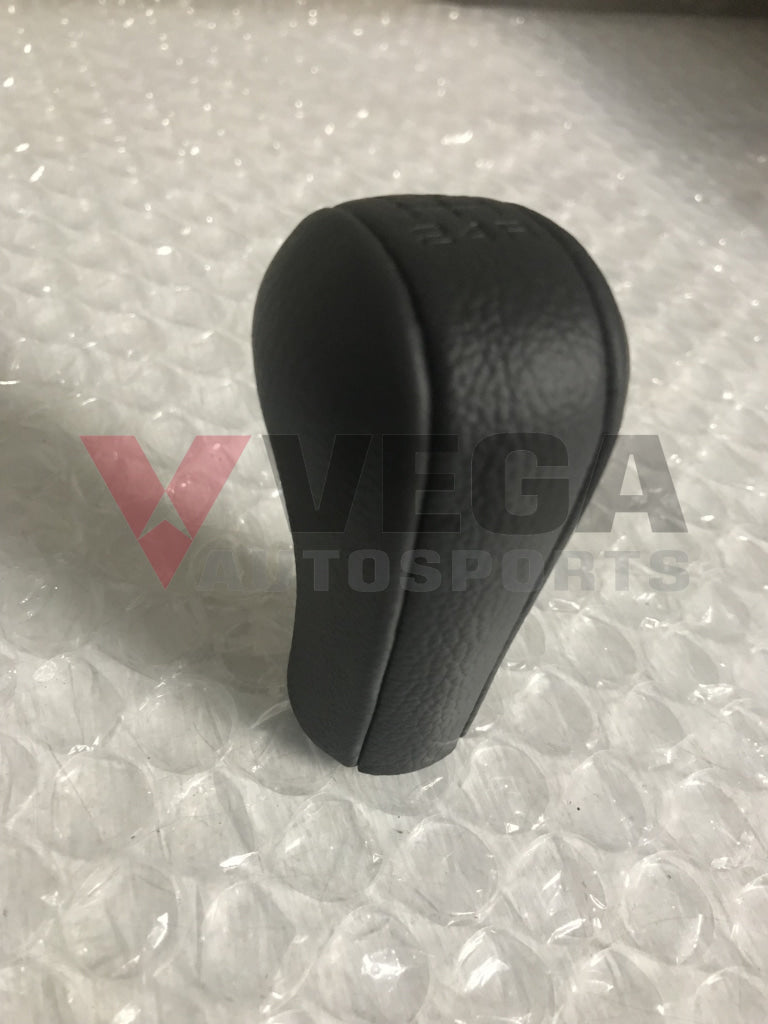 R32 deals gear knob