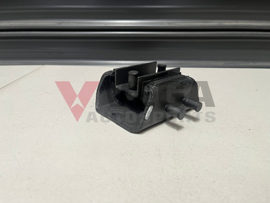 Gearbox Mount To Suit Nissan Skyline R33 Gts / Gts25 Gts25 - T - 5Spd M/T 11320 - 70T01 And