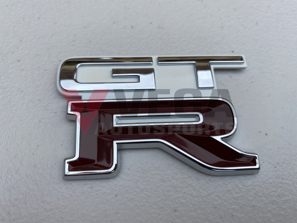 Genuine Nismo Heritage GTR Boot Lid Badge to suit Nissan Skyline R32 GTR (Crystal White) - Vega Autosports