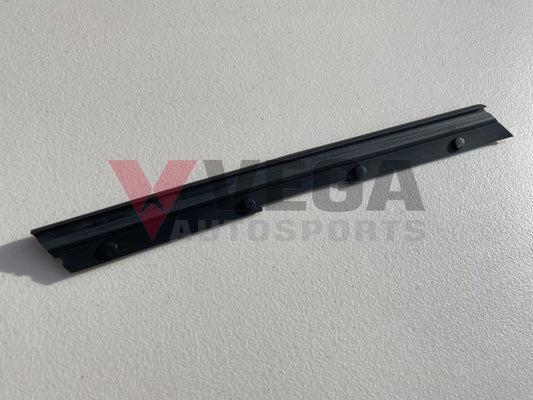 Genuine Nissan Bonnet/Headlight Rubber Protector LHS to suit Nissan Skyline R32 GTR / GTS-T / GTS - Vega Autosports
