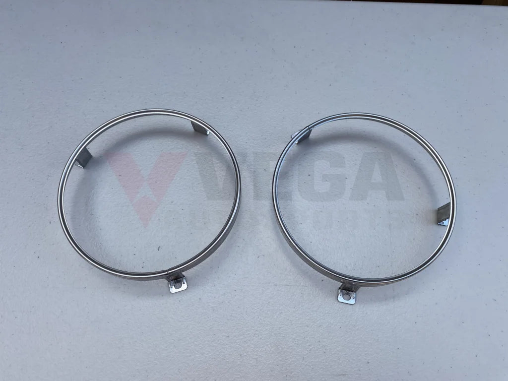 Headlight Retaining Ring (2-piece) to suit Datsun 510 520 610 620 - Vega Autosports