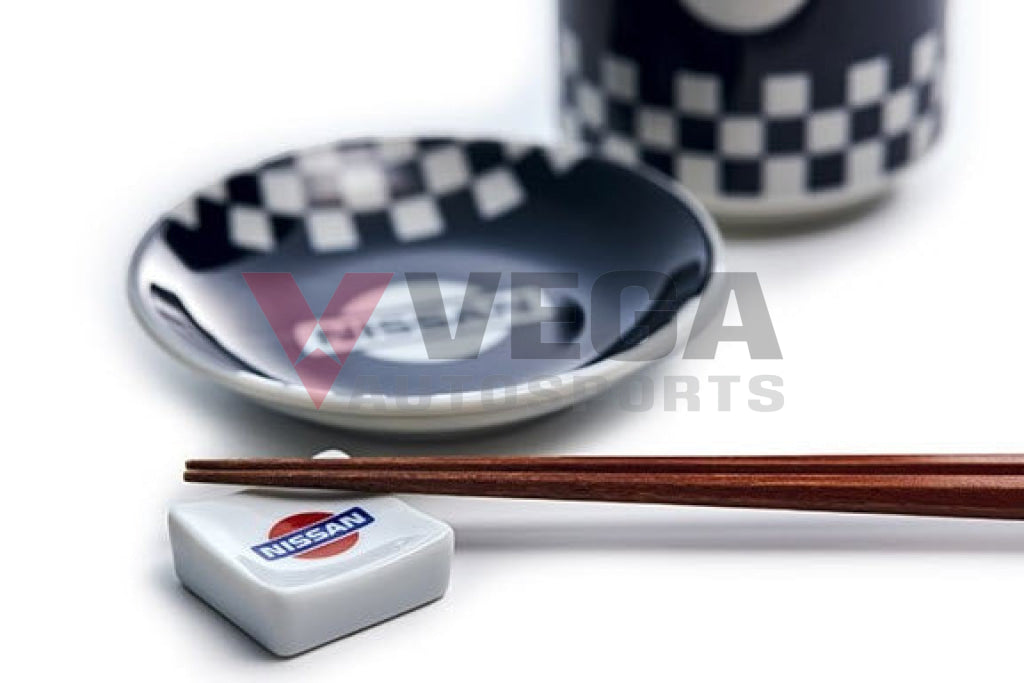 Heritage Small Plate Set (2-Piece) Kwa6A-00T50 Genuine Nissan Merchandise
