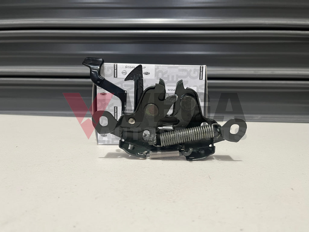 Hood Latch To Suit Nissan S14 Models 65601-74F10 Exterior
