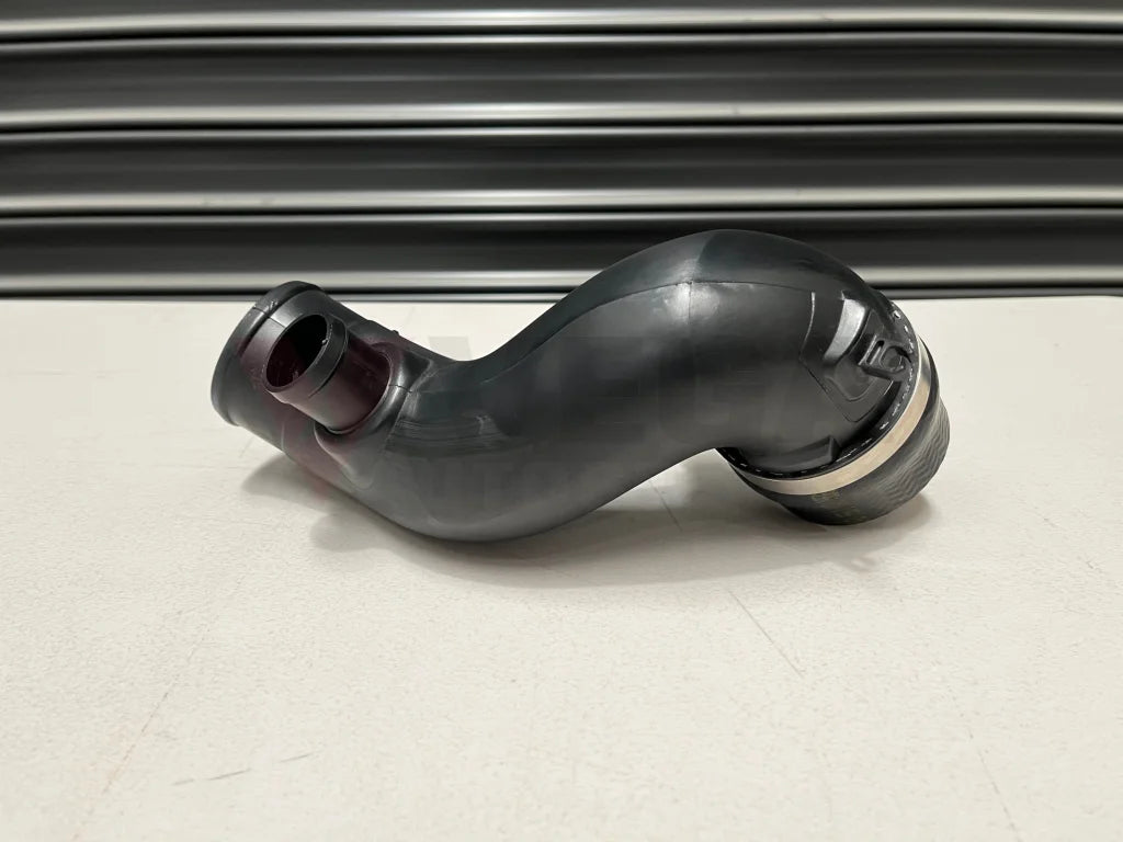 Intercooler Outlet Hose To Suit Mitsubishi Lancer Evolution 4 / 5 6 6.5 Cp9A Cn9A Engine
