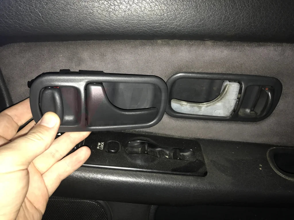 Interior Front Door Handle Set to suit Nissan Skyline R32 GTR / GTS-T / GTS-4 - Trim Code #G - Vega Autosports