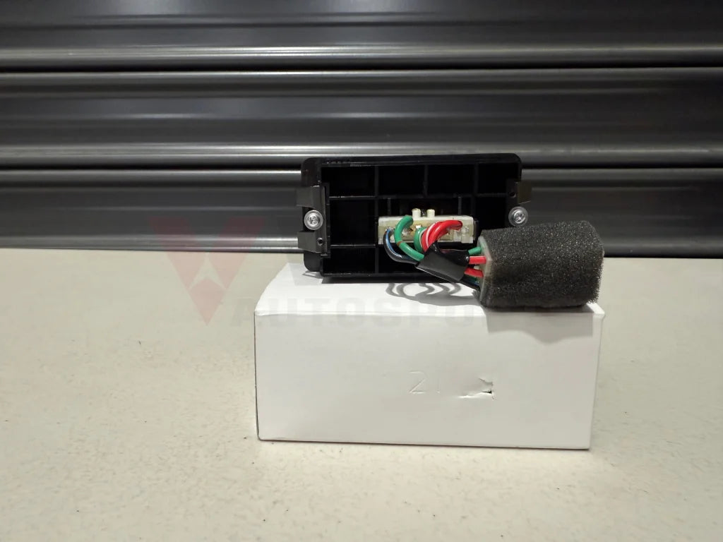 Passenger Window Switch to suit Mazda RX 7 Savanna FC3S 1989 1992 FC0166370B Electrical