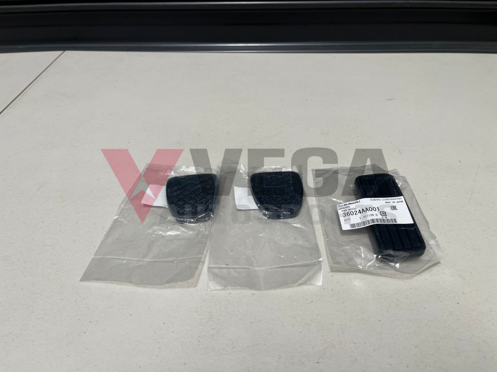 Pedal Set (3-Piece) To Suit Subaru Impreza Gc8 /Gf8 1992 - 2007 36024Aa001 / 36015Ga111 Interior
