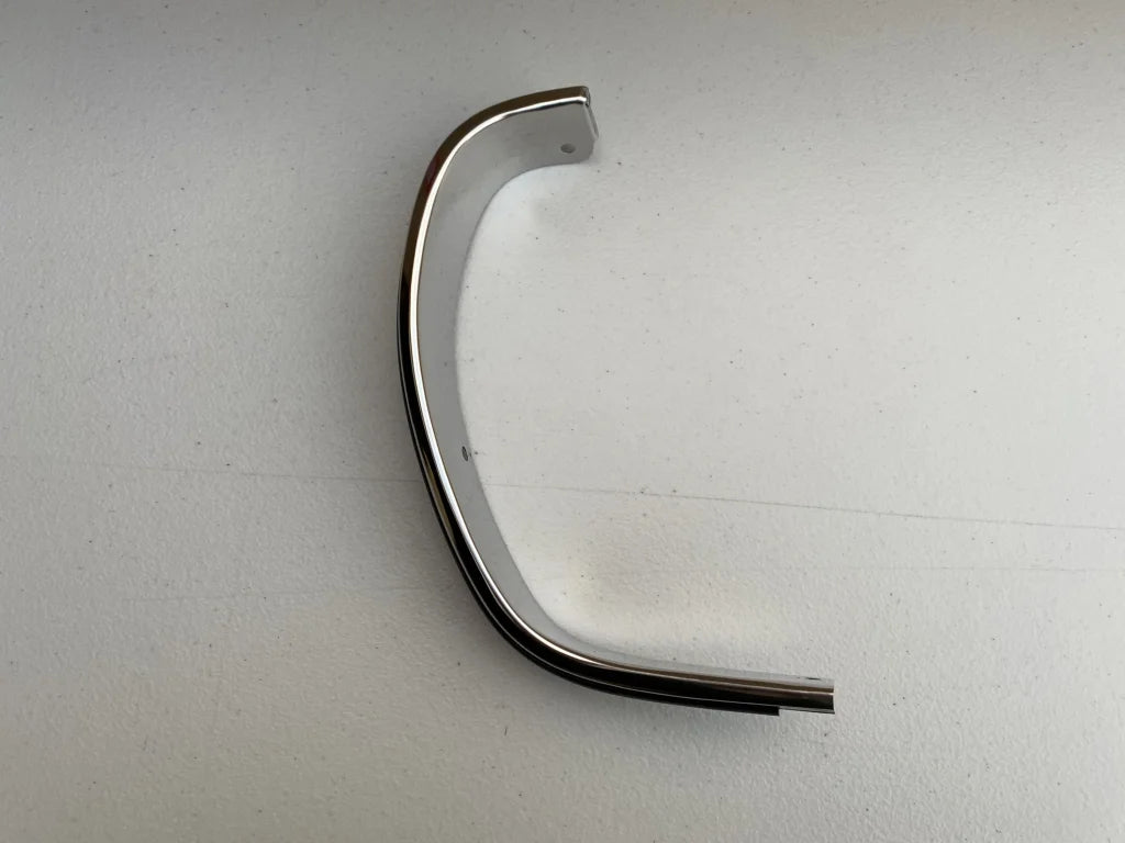 Surround Radiator Grille Moulding RHS to suit Nissan DATSUN 1200 B110 / B120 - Vega Autosports