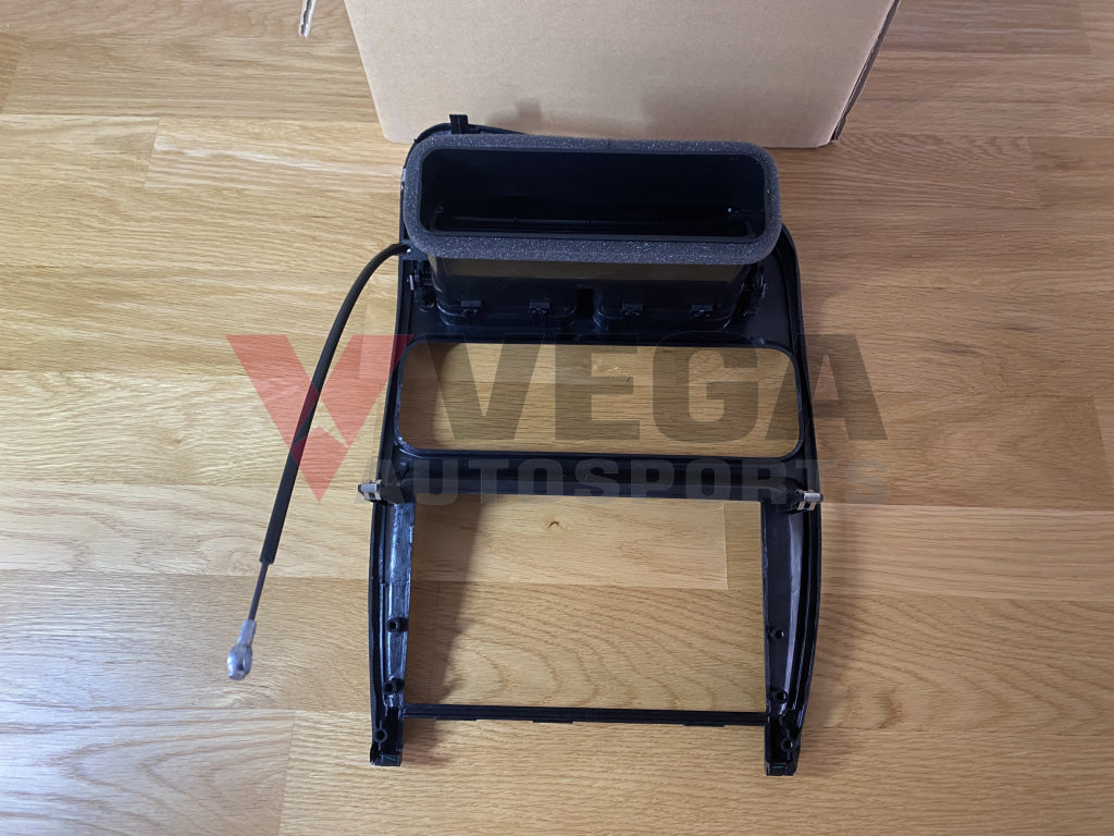 Upper Dash Surround With Centre Air Vent To Suit Mitsubishi Lancer Evolution 1 2 3 Cd9A Ce9A
