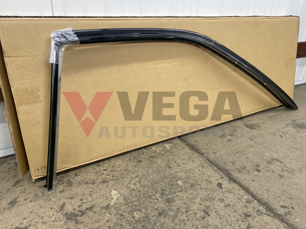 Upper Weatherstrip Retainer Moulding (Rhs) To Suit R32 Gtr / Gts-T (All Coupe) Genuine Nissan
