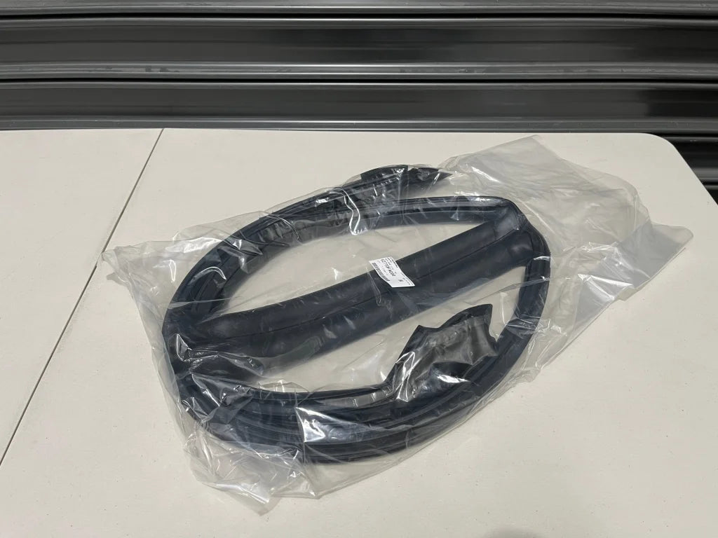 Upper Weatherstrip (Rhs) To Suit Subaru Impreza Gc8 Gf8 92 - 00 62710Fa000 Exterior