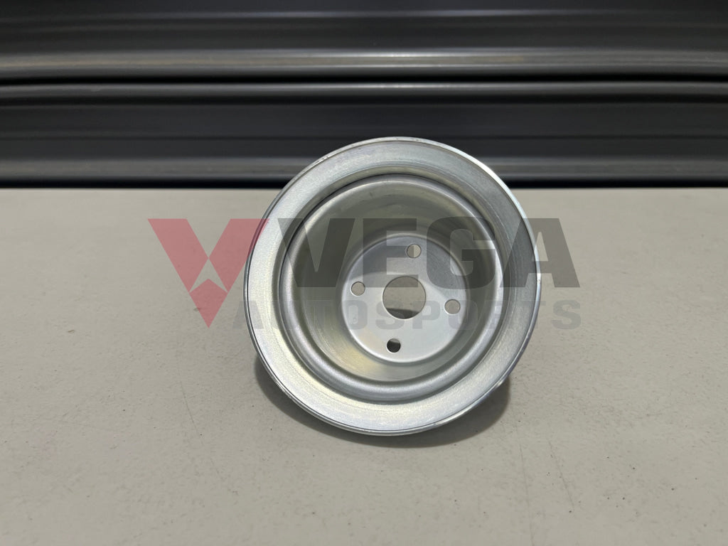 Water Pump Pulley 1200 B110 B210 210 B310 A12 A13 A14 A15 21051-18000 Cooling