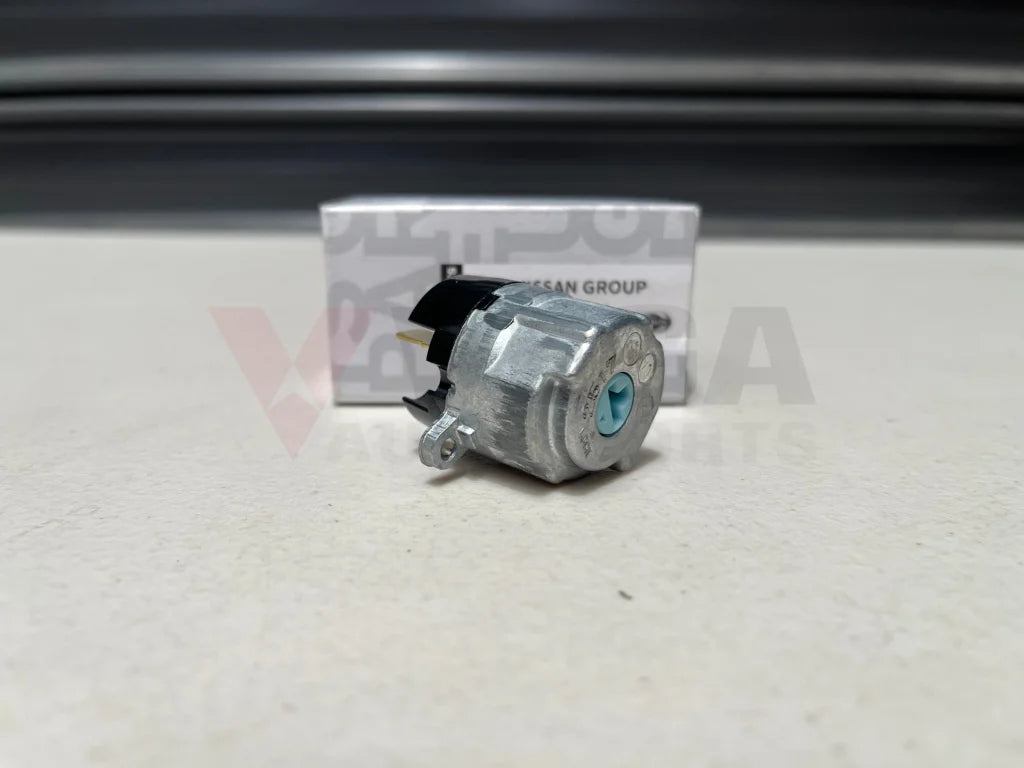 5-Pin Ignition Switch Datsun 510 311 Roadster 80-83 720 Pickup 48750-E4700 48750-E4701 Electrical