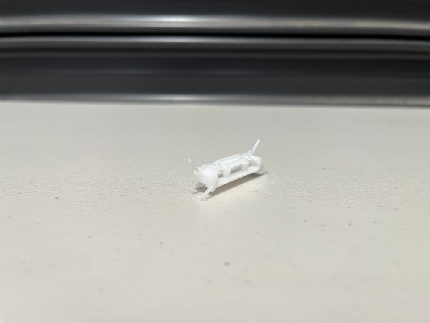 Drip Mould Clip (Clear) To Suit Mitsubishi Lancer Evolution 4 / 5 6 6.5 Mr191500 Exterior
