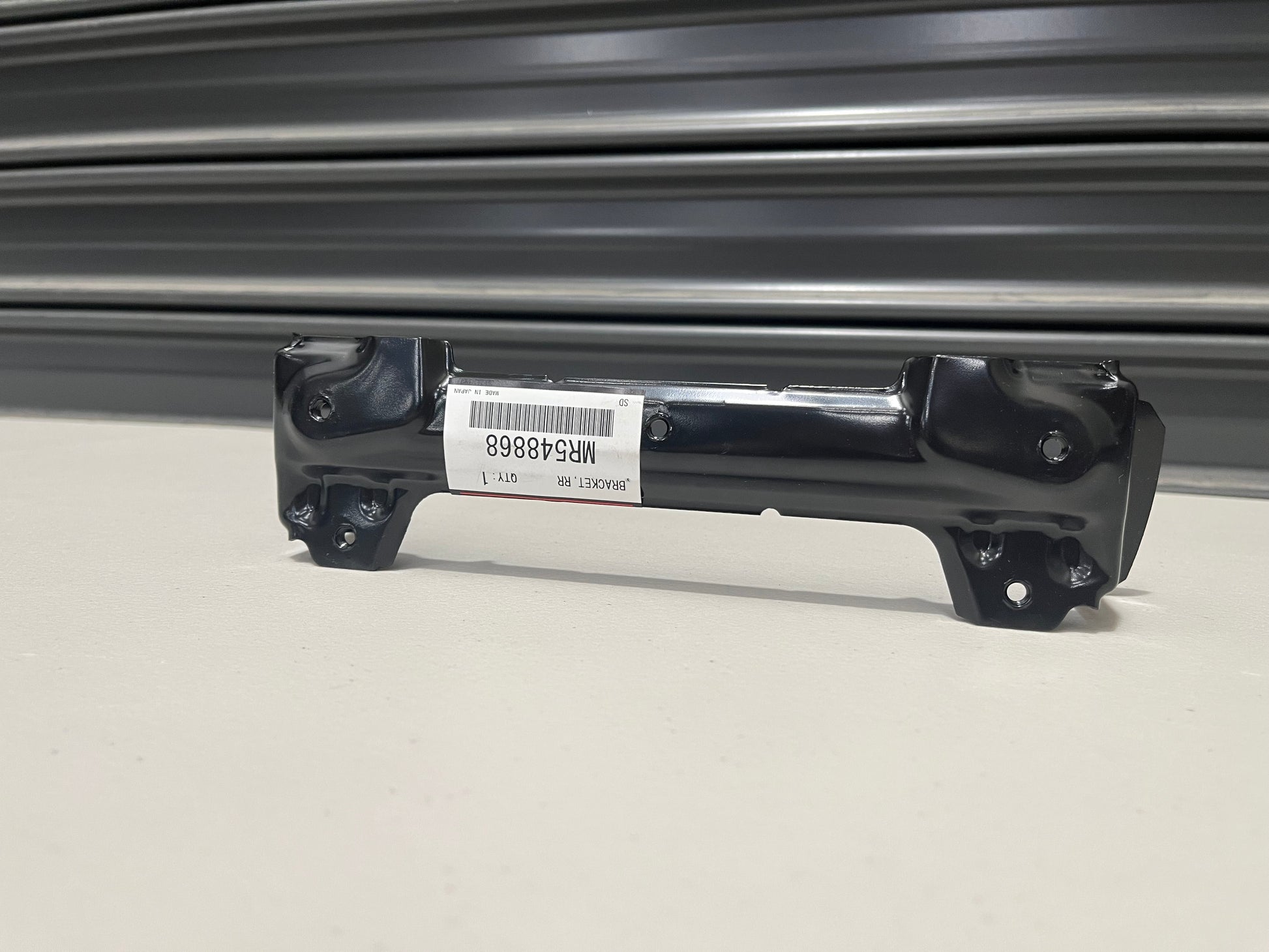 Rear Beaver Panel License Plate Bracket To Suit Mitsubishi Lancer Evolution 7 / 8 9 Ct9A Mr548868