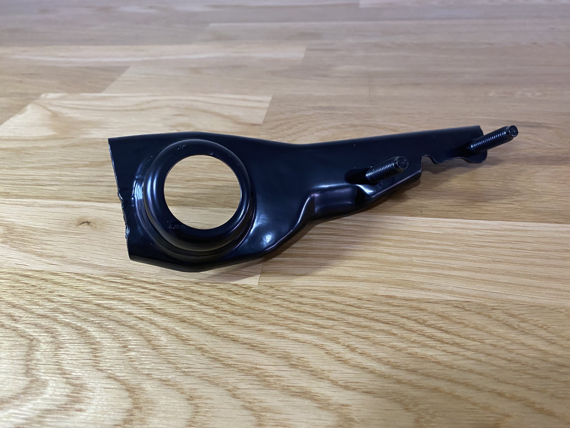 Lower Intercooler Mounting Bracket Lhs To Suit Nissan Skyline R34 Gtr Exterior