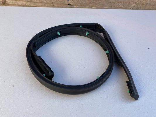 Lower Door Weatherstrip (RHS) to suit Mazda RX7 FD3S - Vega Autosports