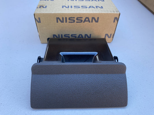Interior Centre Console Ashtray to suit Datsun Sunny B110 / B120 - Vega Autosports