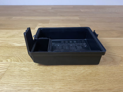 Engine Relay Fuse Box Cover To Suit Mitsubishi Lancer Evolution 7 / 8 9 (5-Speed) Ct9A Electrical