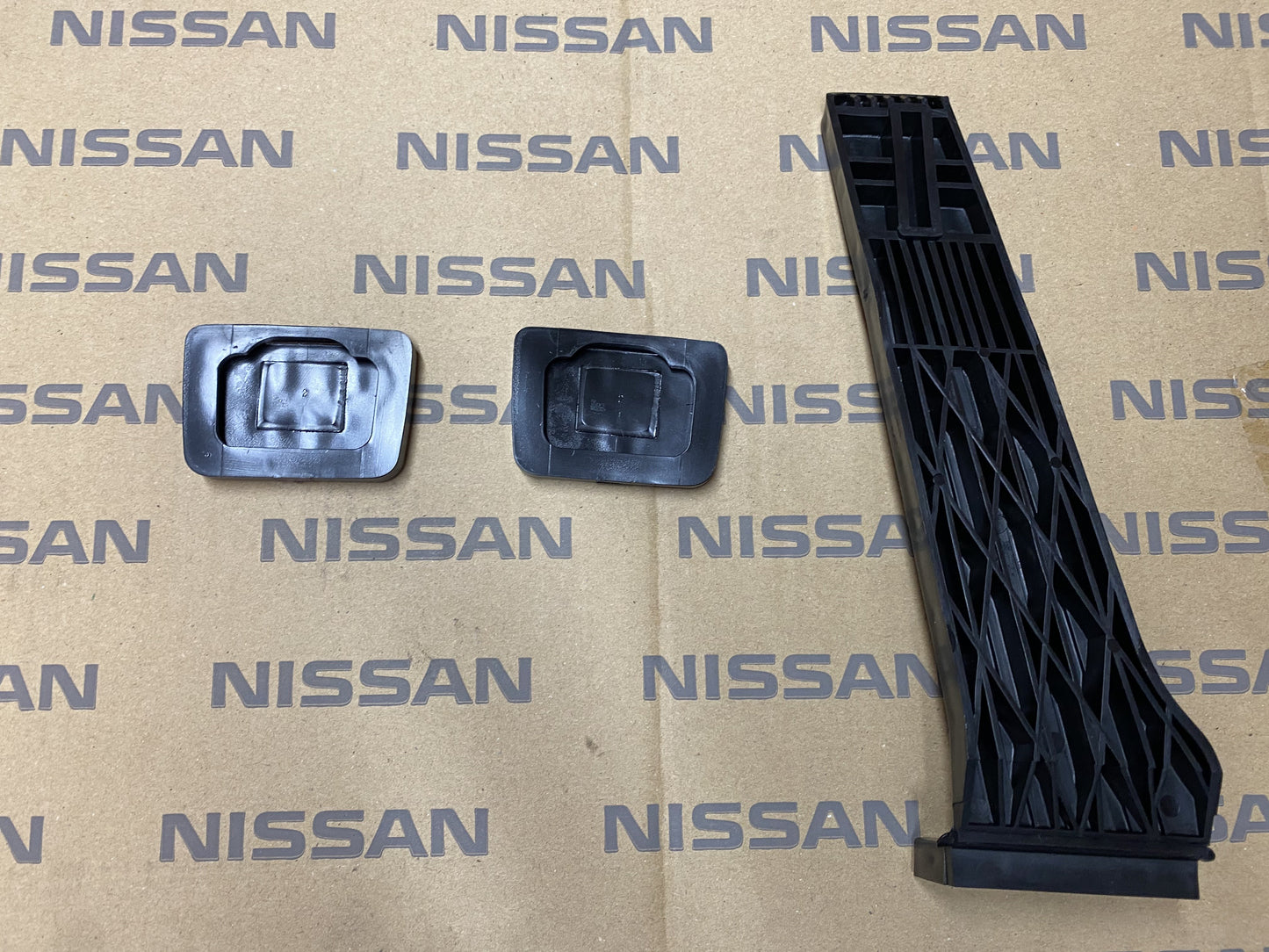 Pedal Set (3-piece) to suit Datsun 1200 B110 B120 - Vega Autosports