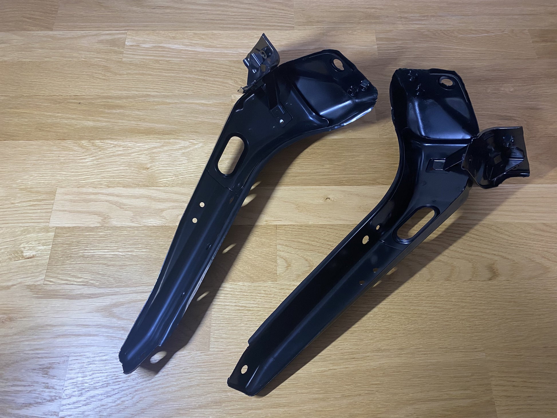Headlight Support Bracket Rhs & Lhs To Suit Nissan 180Sx Rs13 Rsp13 Exterior