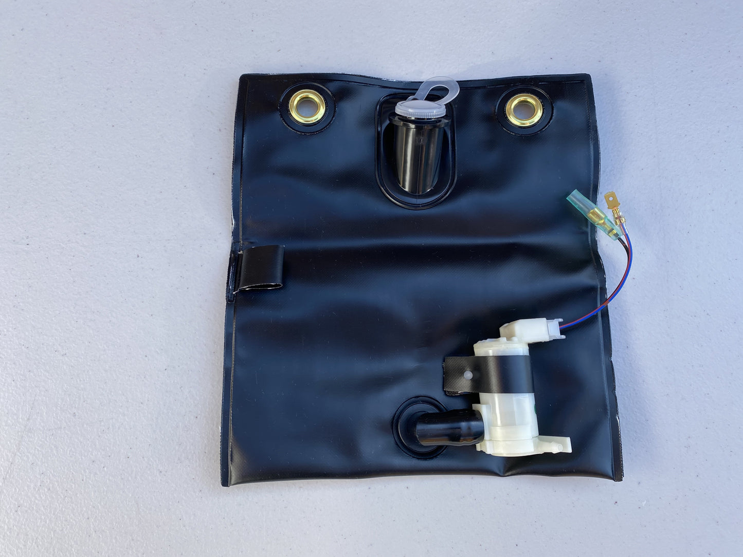 Windscreen Washer Tank Assembly to suit Datsun 1200 B120 Ute - Vega Autosports