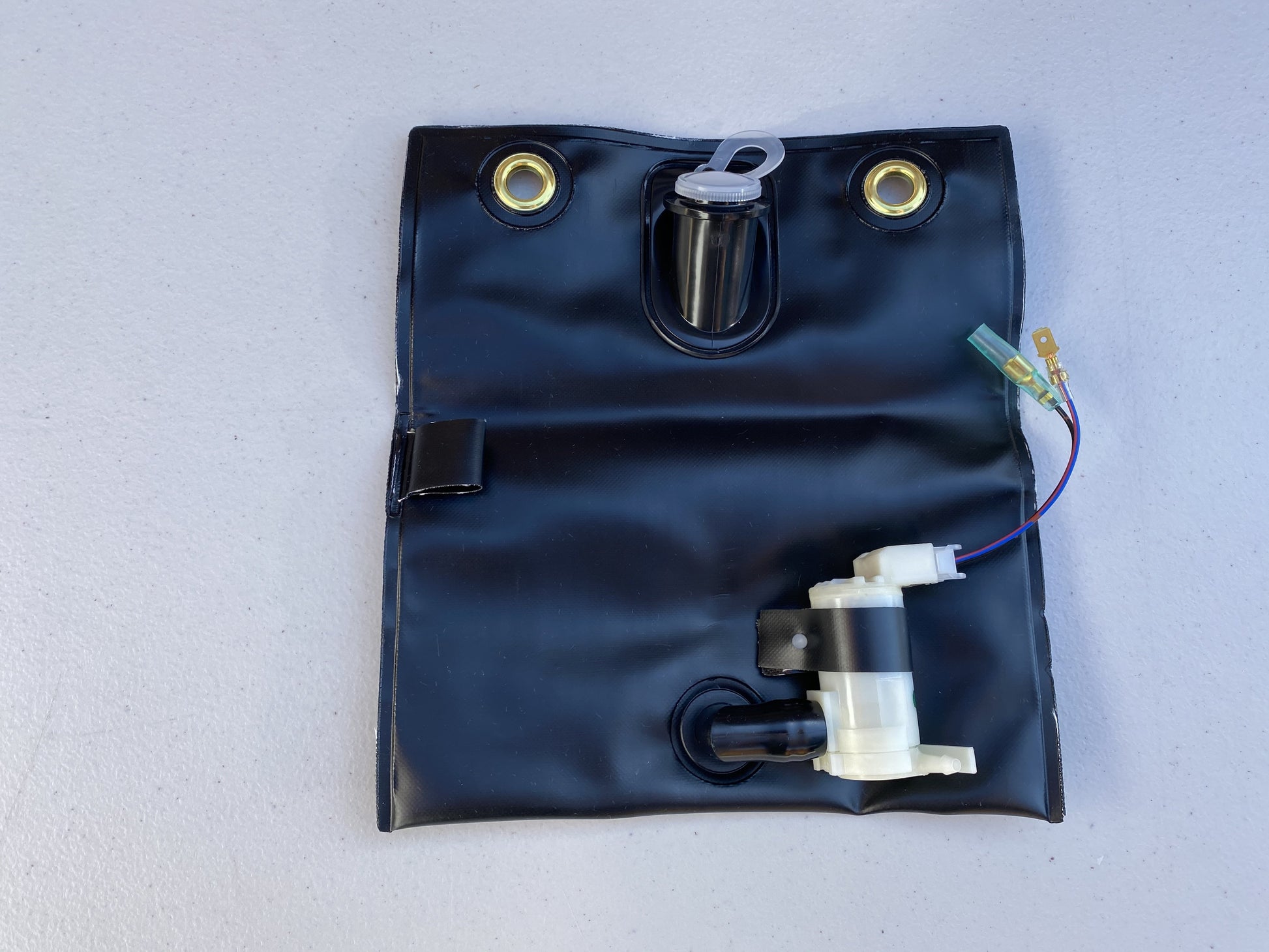 Windscreen Washer Tank Assembly to suit Datsun 1200 B120 Ute - Vega Autosports