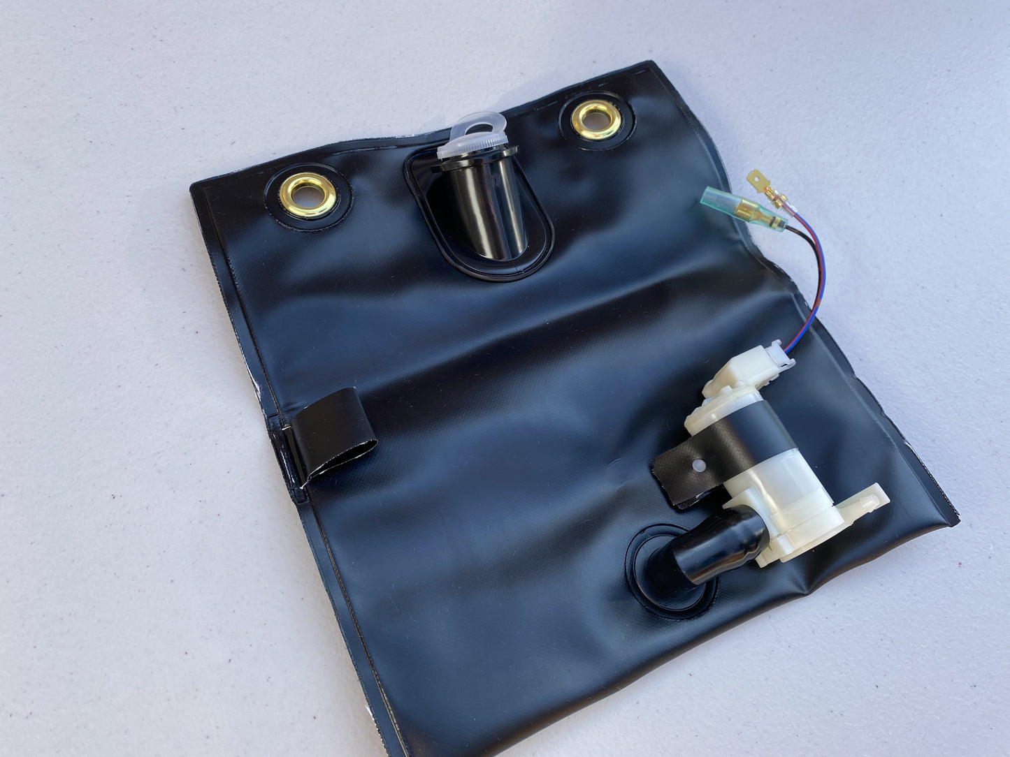 Windscreen Washer Tank Assembly to suit Datsun 1200 B120 Ute - Vega Autosports