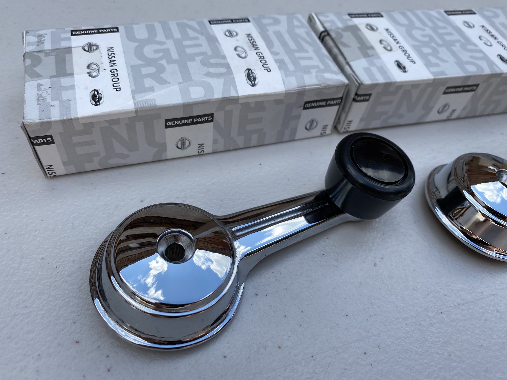 Window Regulator Handle Set (Black) to suit DATSUN 1200 B110 Ute Sunny - Vega Autosports