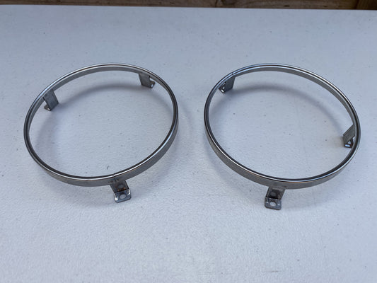 Headlight Retaining Ring (2-piece) to suit Datsun 510 520 610 620 - Vega Autosports