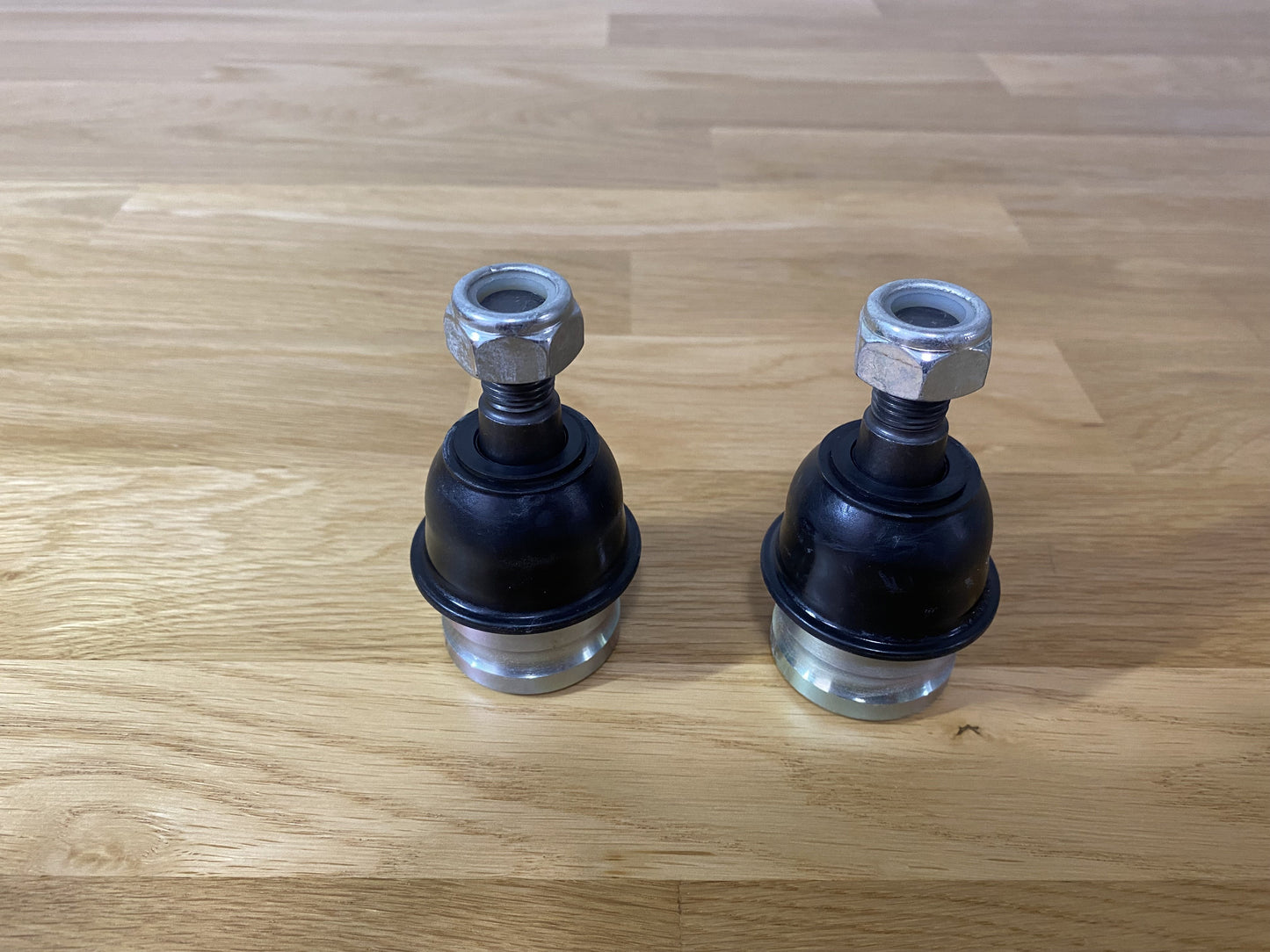 Front Hub Ball Joint Set (2-Piece) To Suit Mitsubishi Lancer Evolution 6 Cp9A Suspension