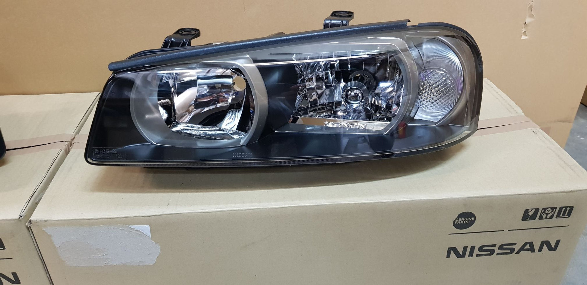 Genuine Xenon Headlight Housing Set to suit Nissan R34 GTR (Early Model) - 99/01 - 00/08 - Vega Autosports