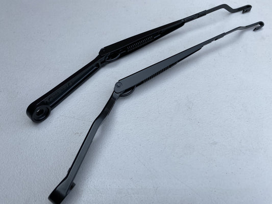 Genuine Nissan Front Wiper Arms to suit Nissan Skyline R34 GTR / GTT / GTV - Vega Autosports