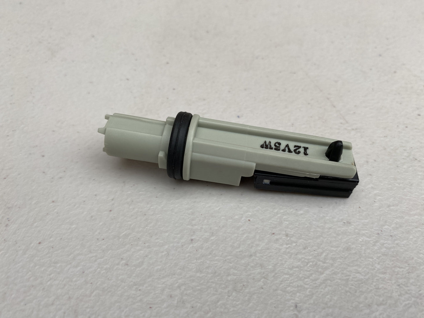 Genuine Nissan Headlight Harness Connector to suit Nissan Skyline R32 GTR GTST GTS4 - Vega Autosports