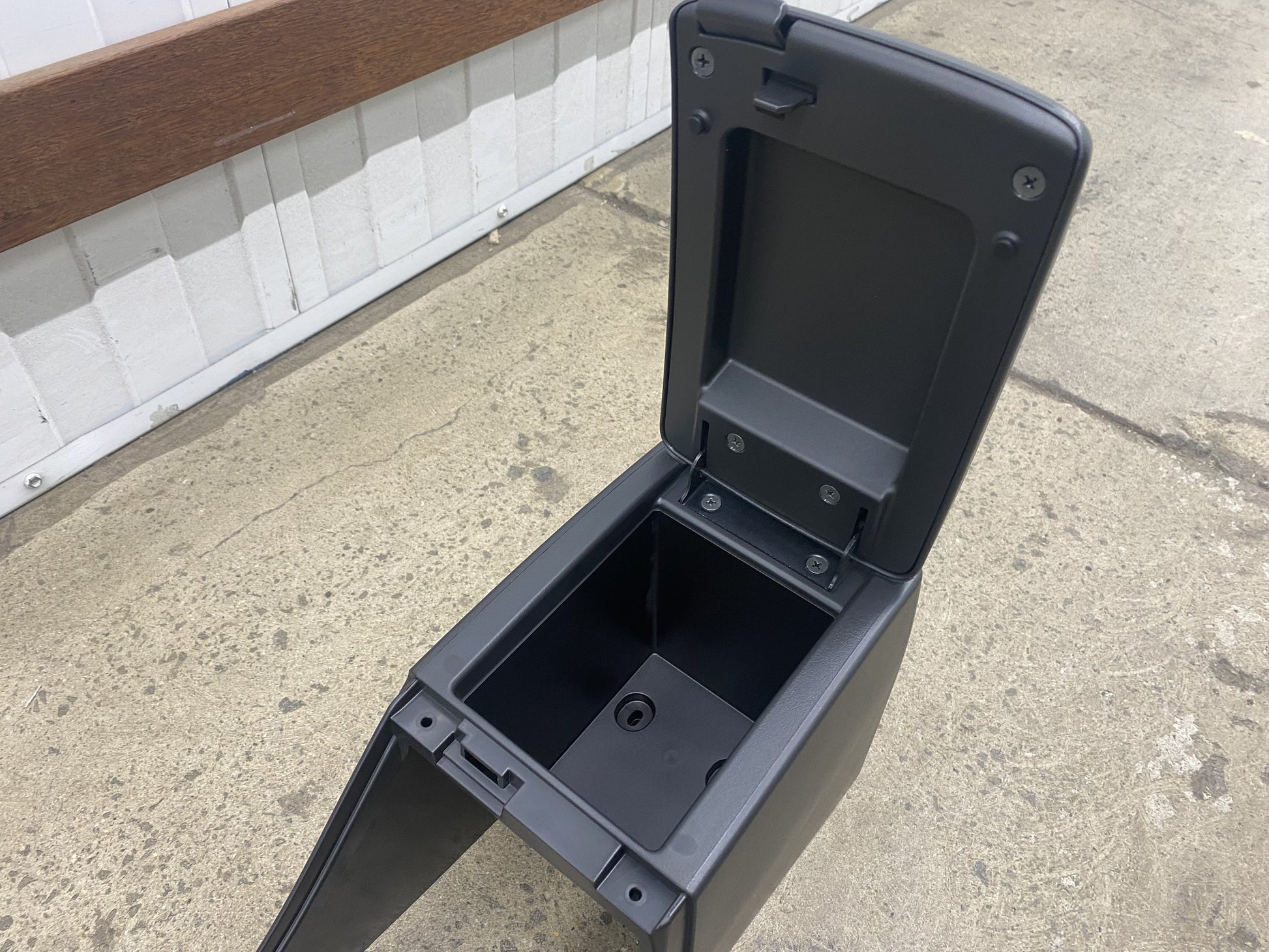 Floor Console Box Assembly To Suit Subaru Impreza Wrx Sti Gd / Gdf Interior