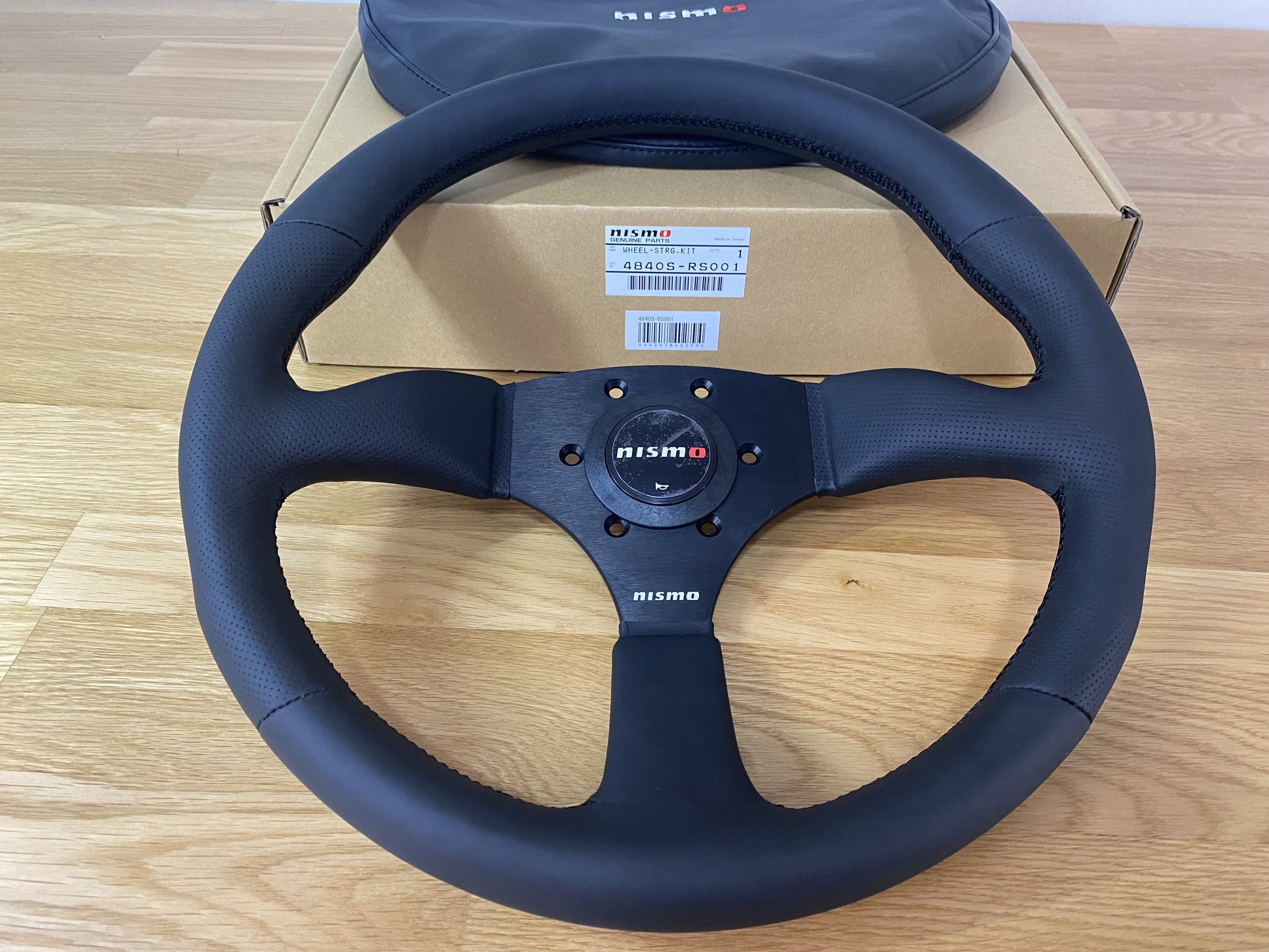 Nismo 350Mm Universal Steering Wheel 2021 Model 4840S-Rs001 Interior