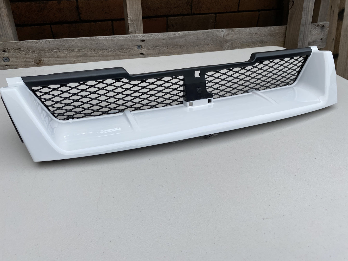 Front Grille (QM1) to suit Nissan Skyline R33 GTR **Discontinued Stock** - Vega Autosports
