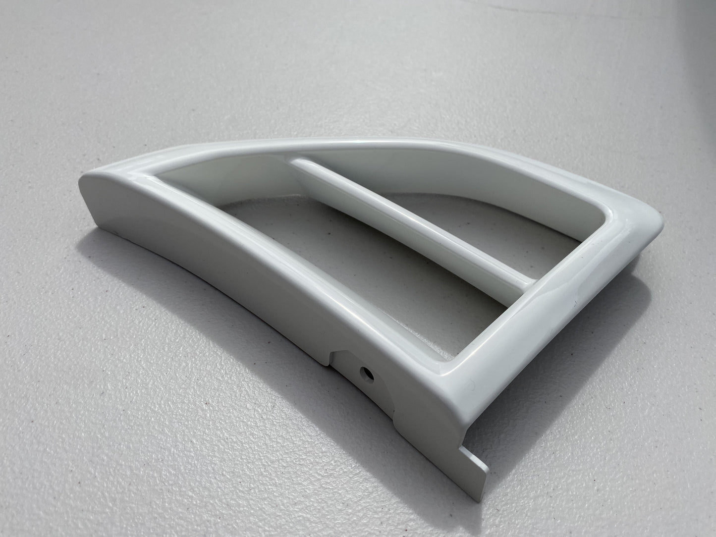 Driver Side Bumper Vent (White) to suit Mitsubishi Lancer Evolution 6.5 TME CP9A - Vega Autosports